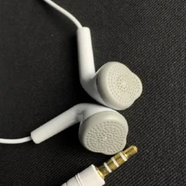 Fone de Ouvido com Fio Branco – Essencial para Você!