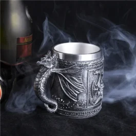 Caneca Viking Caveira em Resina para Bebidas e Decoração