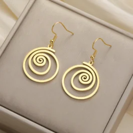Brincos Espirais Dourados Geométricos em Aço Inoxidável – Tendência 2025