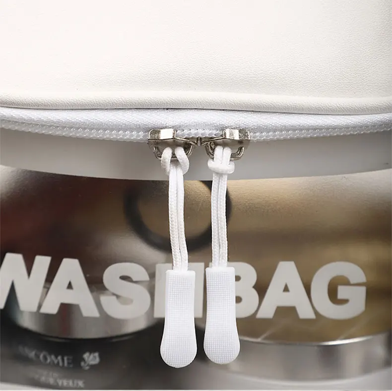 Bolsa Organizadora de Maquiagem e Higiene: Impermeável, Transparente e Perfeita para Viagem! - Imagem 8