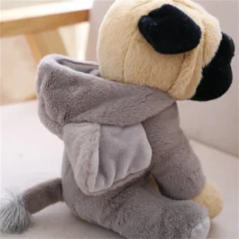 Pelúcia Pug Fofo com Capuz: Companheiro Perfeito para Abraços e Decoração!